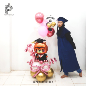 Cute Character Standing Graduation Balloon Cute Character Standing Graduation Balloon