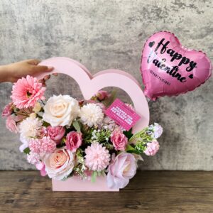 Love Lace Florals – Heart Foil Balloon